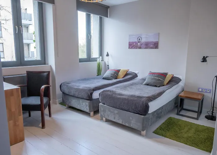 فندق مبيت وإفطار Republika Sloneczna بوزنان