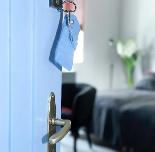 فندق مبيت وإفطار Republika Sloneczna بوزنان